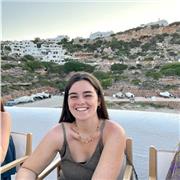 Profesora de apoyo escolar en cualquiera de las materias de educación primaria e idiomas